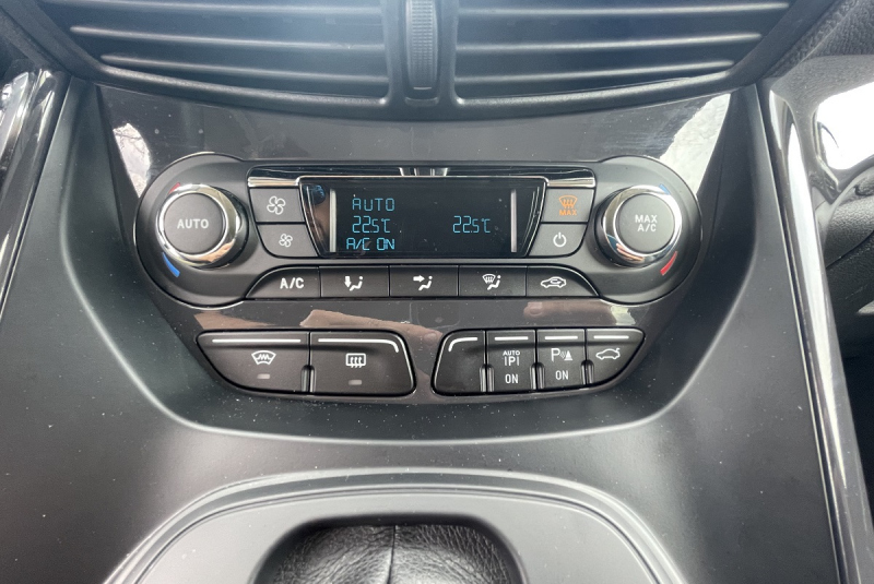 Ponuka / Ford Kuga Titanium A/T 2.0 TDCi