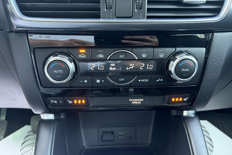 Ponuka / Mazda CX-5 2.2 Skyactiv-D AWD Revolution