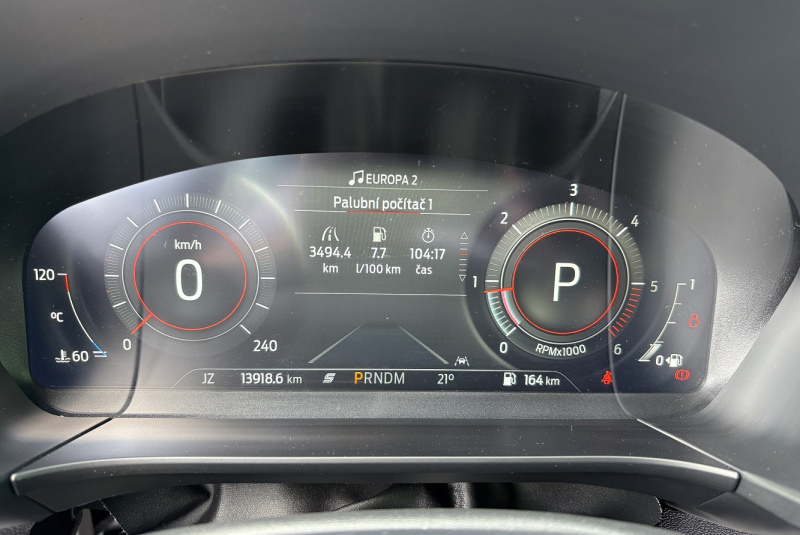 Ponuka / Ford Kuga 2.0 TDCi EcoBlue 120k ST-Line A/T AWD