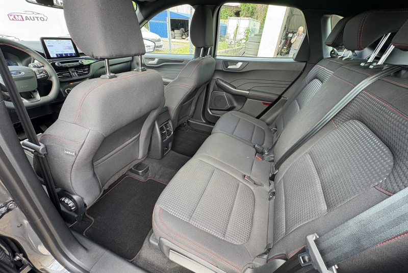 Ponuka / Ford Kuga 2.0 TDCi EcoBlue 120k ST-Line A/T AWD