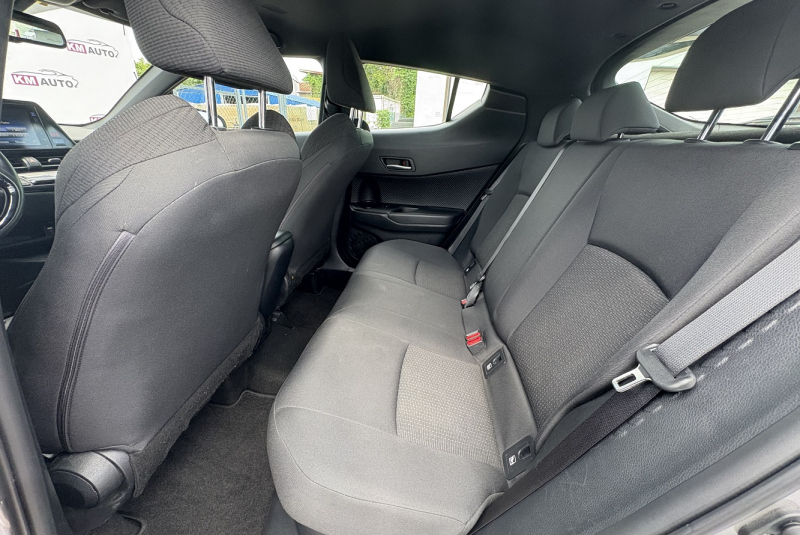 Ponuka / Toyota C-HR 1.8 Hybrid Style E-CVT