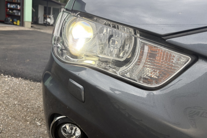 Ponuka / Mitsubishi Outlander 2.2 DI-D TC-SST Intense