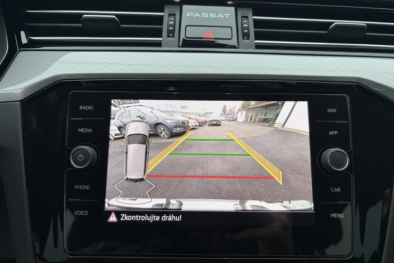 Ponuka / Volkswagen Passat Variant 2.0 TDI EVO Business DSG