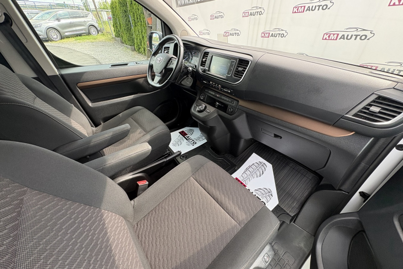 Ponuka / Toyota Proace Verso 2.0 D-4D, 8-Miest, SR