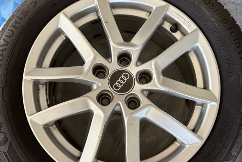 Ponuka / Audi A4 Avant 1.8 T FSI