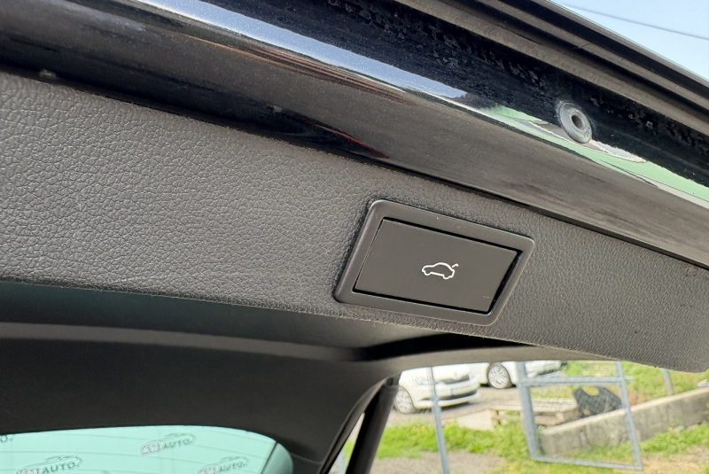 Ponuka / Škoda Octavia Combi 2.0 TDI DPF RS DSG
