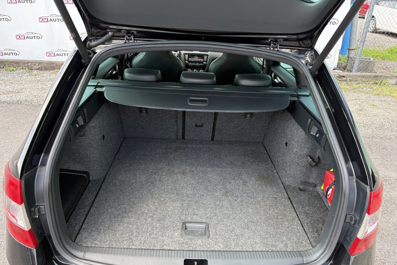 Ponuka / Škoda Octavia Combi 2.0 TDI DPF RS DSG