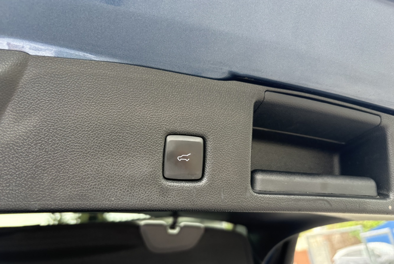 Ponuka / Ford Kuga 2.5 Duratec HEV 190k ST-Line X eCVT