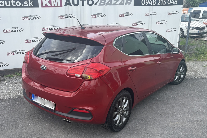 Ponuka / Kia Cee´d 1.4 CVVT LX/Silver