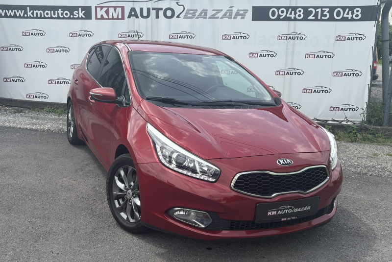 Ponuka / Kia Cee´d 1.4 CVVT LX/Silver