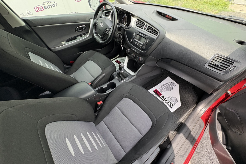 Ponuka / Kia Cee´d 1.4 CVVT LX/Silver