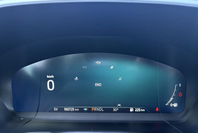Ponuka / Ford Kuga 1.5 TDCi EcoBlue 120k Titanium A/T