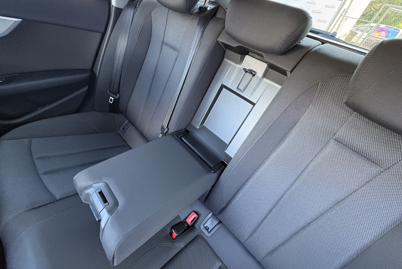 Ponuka / Audi A4 Avant 35 2.0 TDI mHEV S tronic