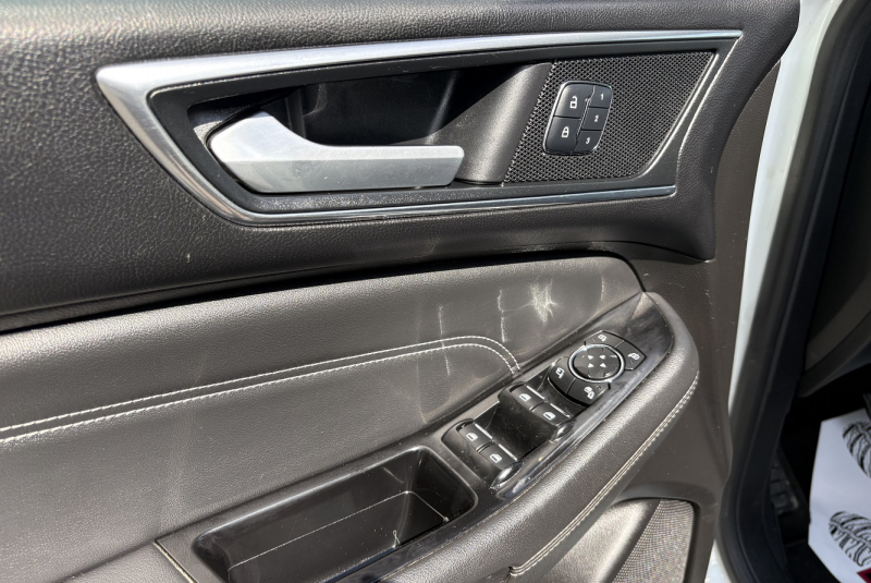 Ponuka / Ford S-Max 2.0 TDCi Duratorq 150 Titanium A/T