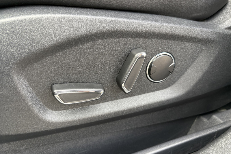 Ponuka / Ford S-Max 2.0 TDCi Duratorq  A/T