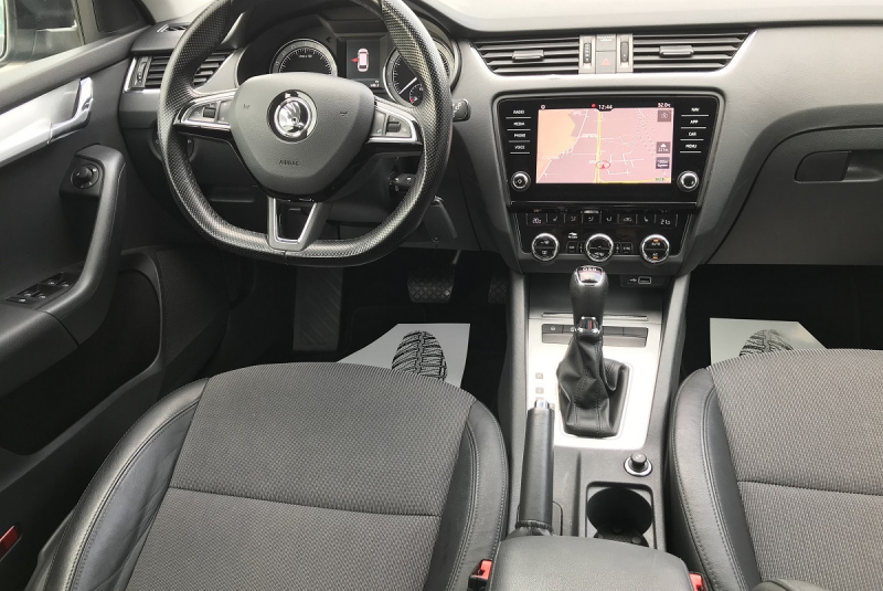 Ponuka / Škoda Octavia Combi 1.6 TDI 115k Ambition DSG