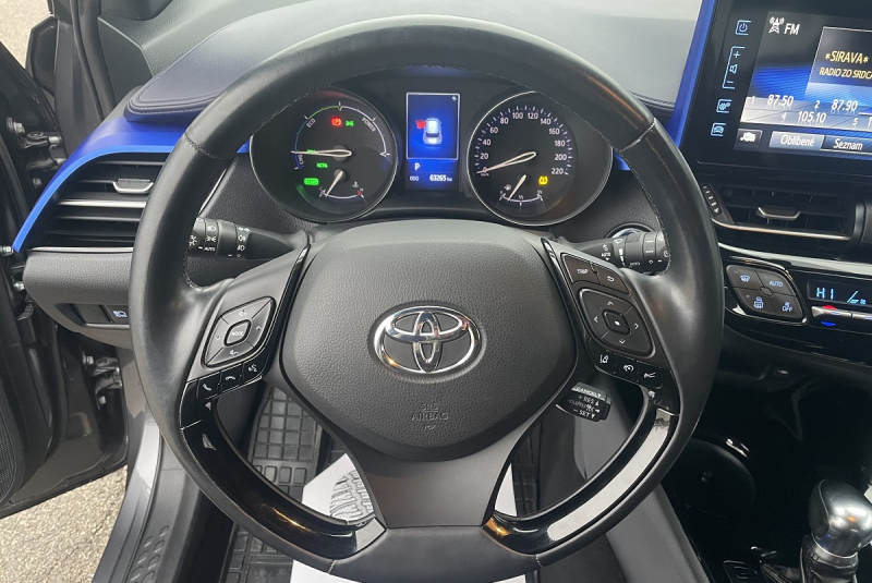 Ponuka / Toyota C-HR 1.8 Hybrid Executive LED E-CVT FWD