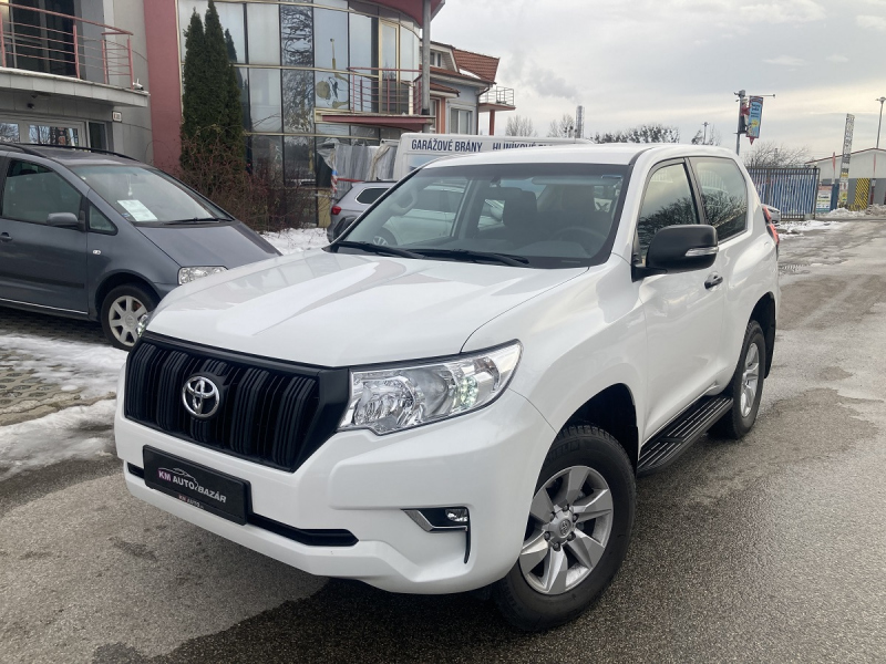 Toyota Land Cruiser 2.8 D-4D 4x4, 150kW, M6, 3d
