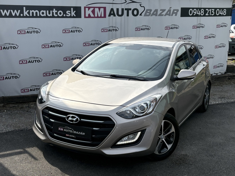 Hyundai i30 1.6 CRDi DOHC 16V GO